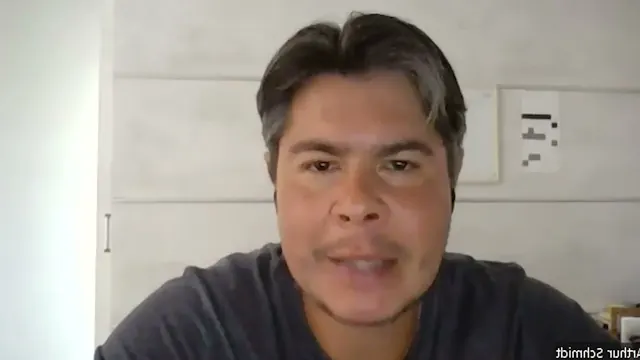 Arthur Schmidt em vídeo